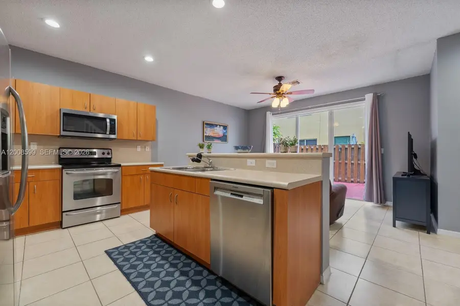 934 NE 42nd Ter, Homestead, FL 33033 - #2