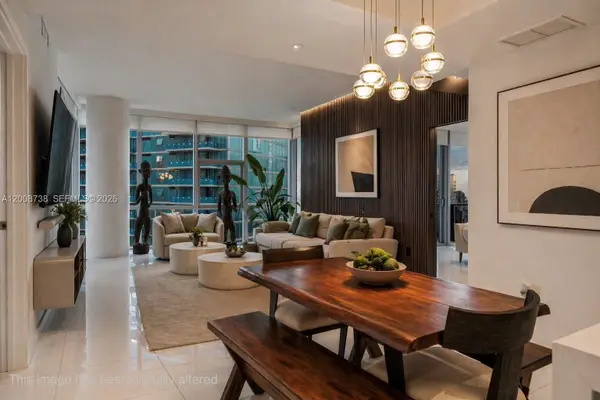 851 NE 1st Ave #1412, Miami, FL 33132