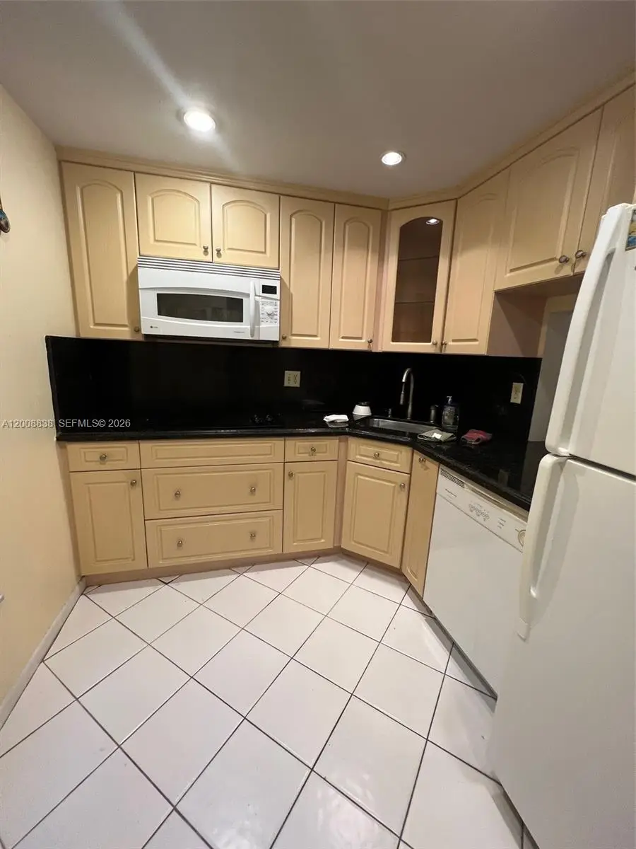 5860 NW 64th Ave #106, Tamarac, FL 33319 - #3