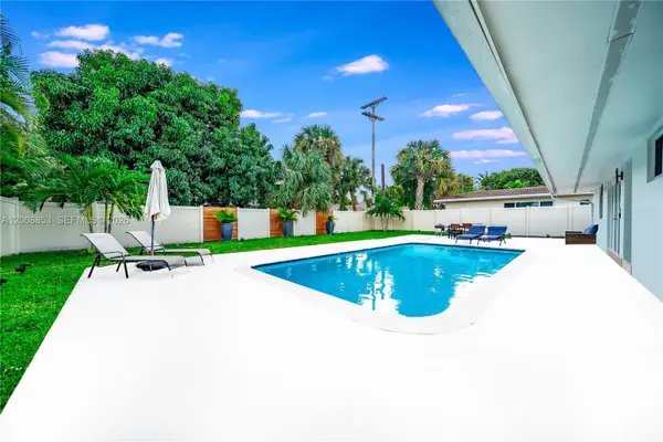 1940 NE 62nd St, Fort Lauderdale, FL 33308