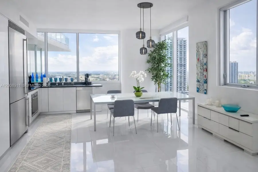 92 SW 3rd St #2510, Miami, FL 33130 - #3