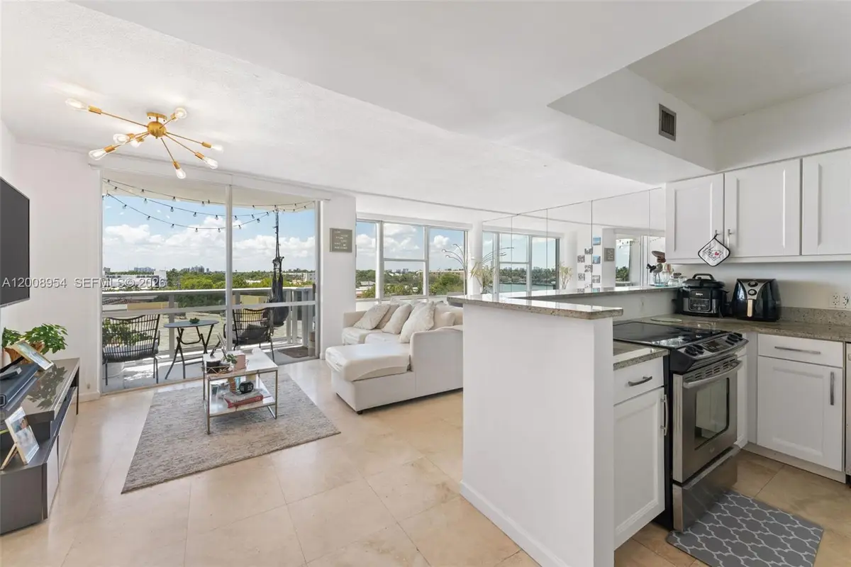 900 Bay Dr #421, Miami Beach, FL 33141 - #1
