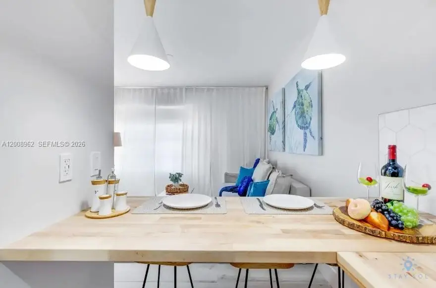 7326 Collins Ave #201, Miami Beach, FL 33141 - #2