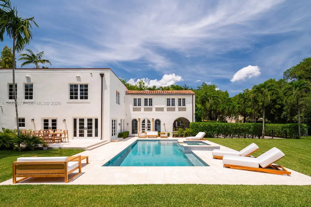 1228 Alhambra Cir, Coral Gables, FL 33134 - #1