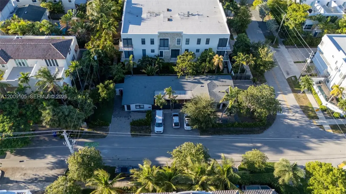 1615 NE 9th St, Fort Lauderdale, FL 33304 - #1