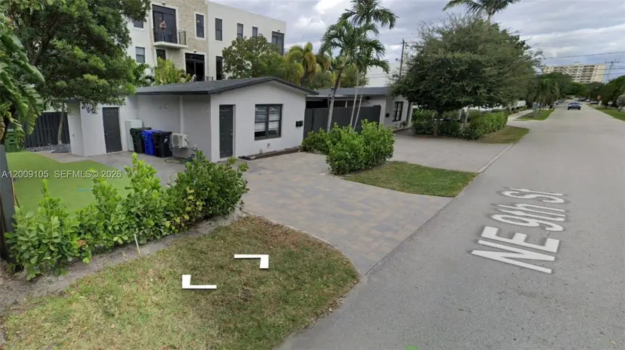 1615 NE 9th St, Fort Lauderdale, FL 33304 - #3