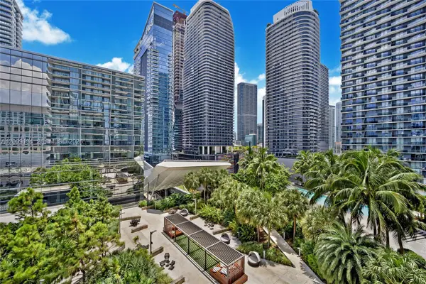 88 SW 7th St #1009, Miami, FL 33130
