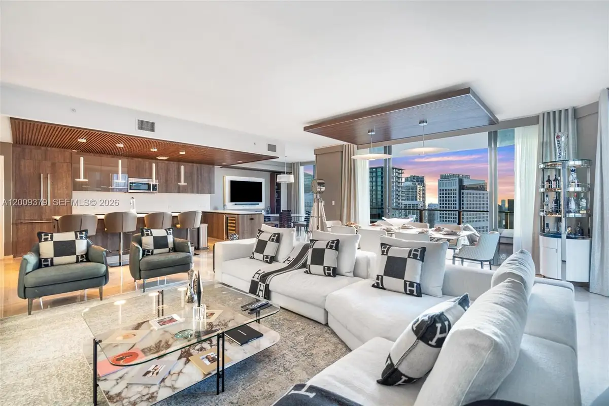 88 SW 7th St #3801, Miami, FL 33130 - #1