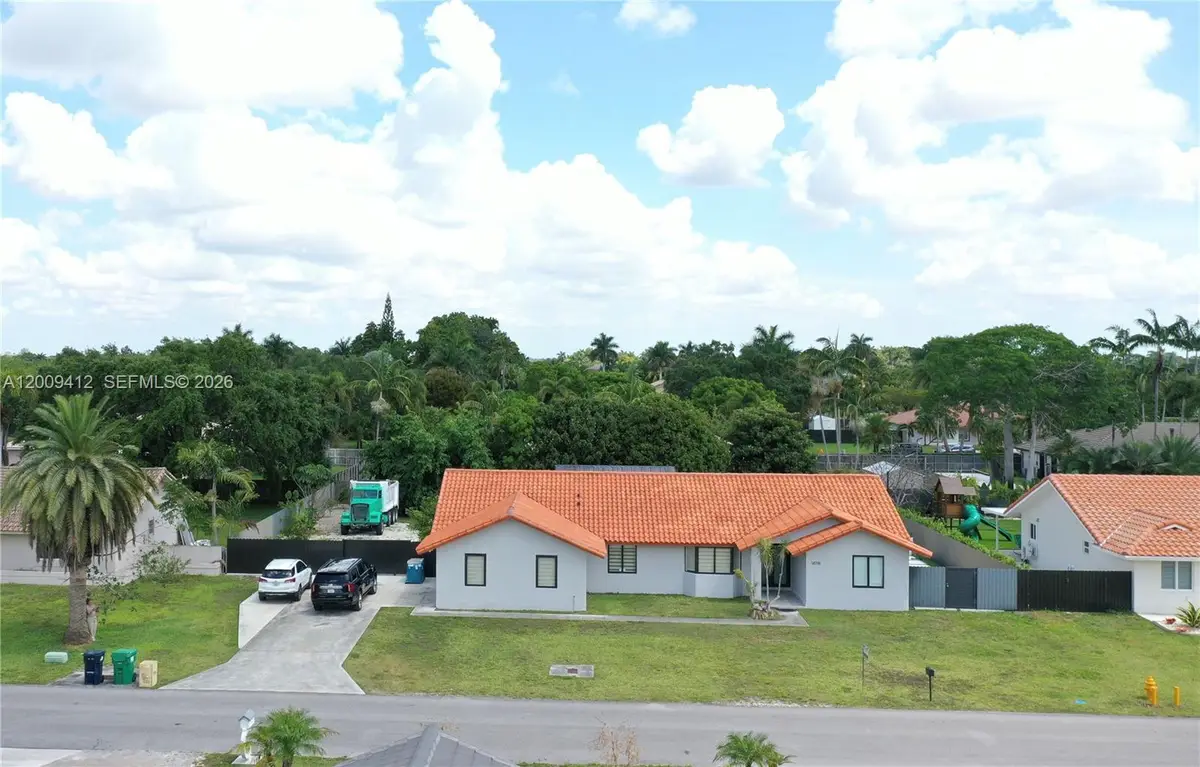 18781 SW 294th Ter, Homestead, FL 33030 - #1