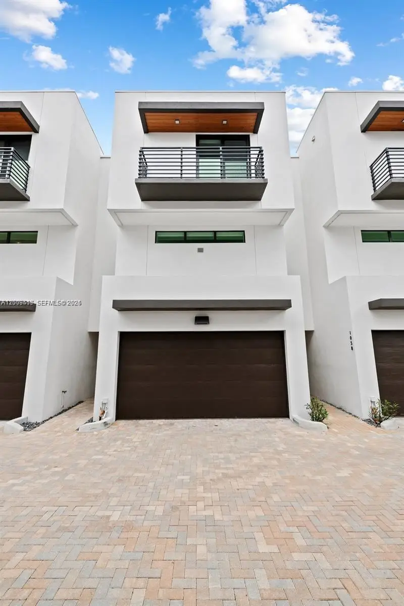 1056 N Victoria Park Rd, Fort Lauderdale, FL 33304 - #3