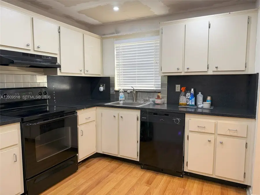 10467 Sunrise Lakes Blvd #205, Sunrise, FL 33322 - #3