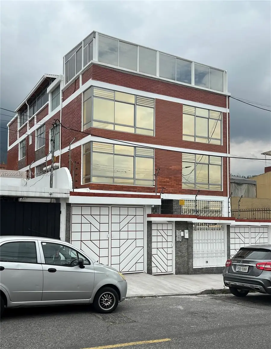 N35-95 Calle Manuela Senz, Quito, FL  - #2