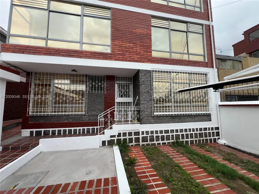 N35-95 Calle Manuela Senz, Quito, FL  - #3