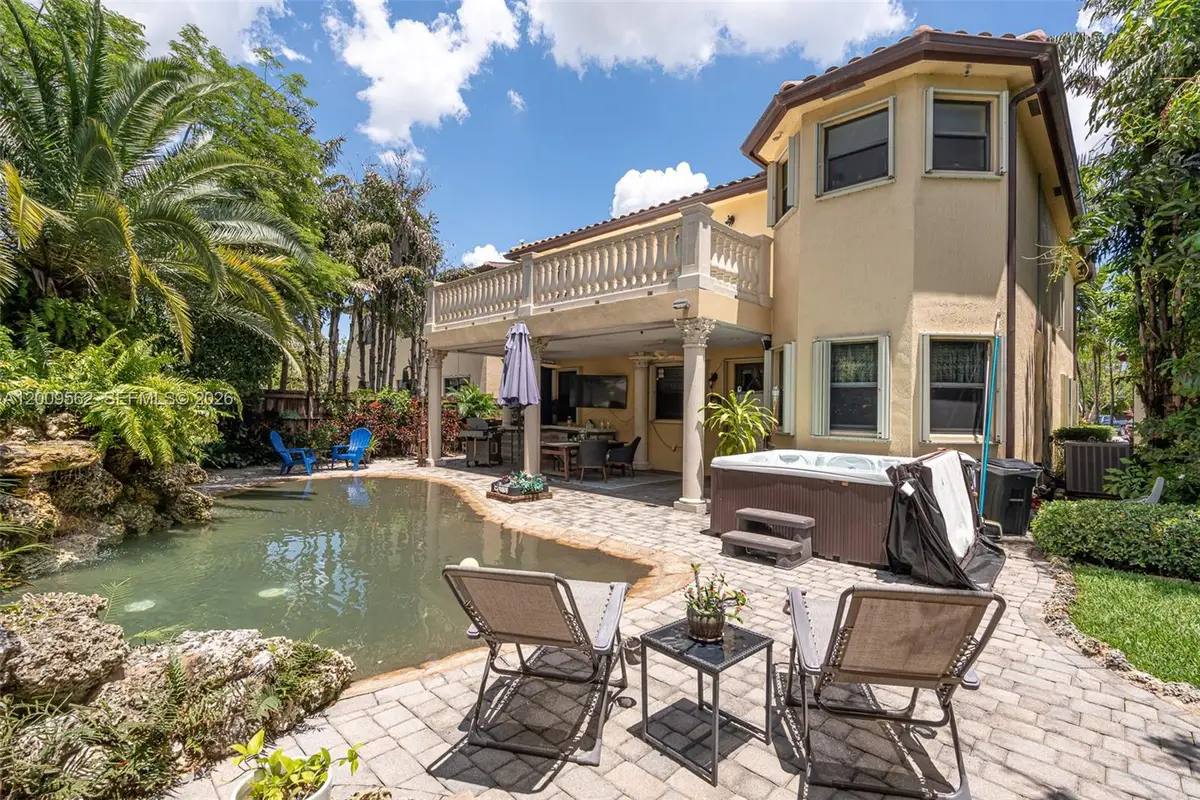 2604 NE 1st St, Homestead, FL 33033 - #1