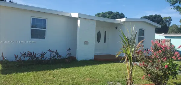 131 SE Serenata Ct, Port St Lucie, FL 34983