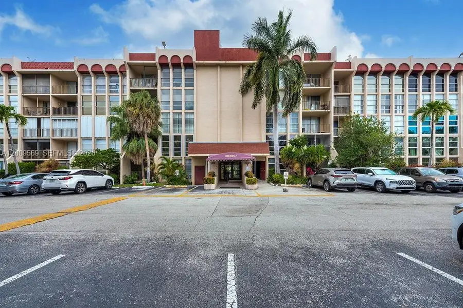 2101 Atlantic Shores Blvd #412, Hallandale Beach, FL 33009 - #3