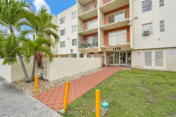 1225 NE 124th St #49C, North Miami, FL 33161