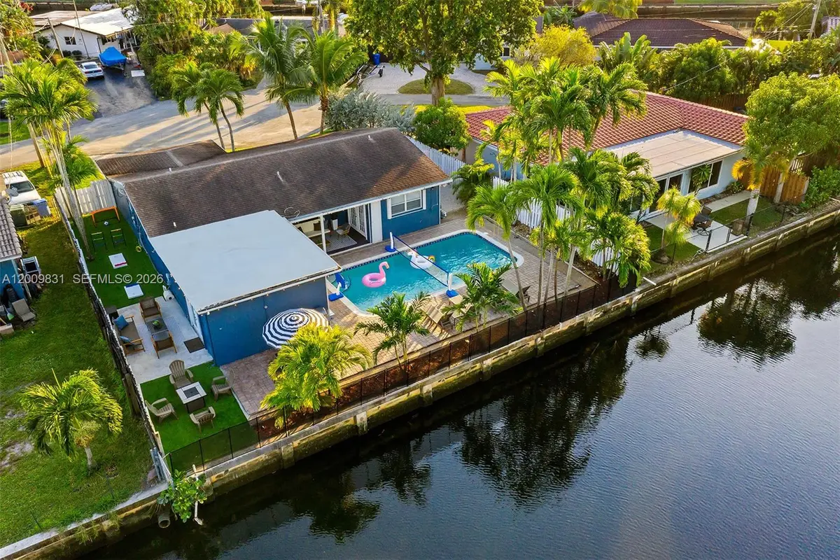 2005 NW 37th St, Oakland Park, FL 33309 - #1