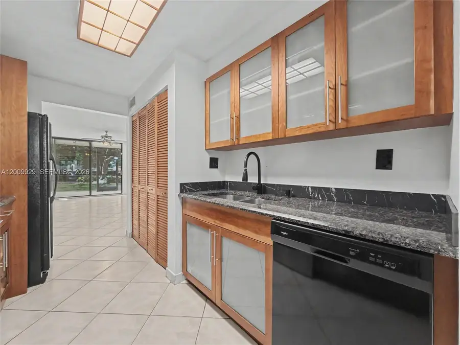 7451 NW 16th St #110, Plantation, FL 33313 - #2