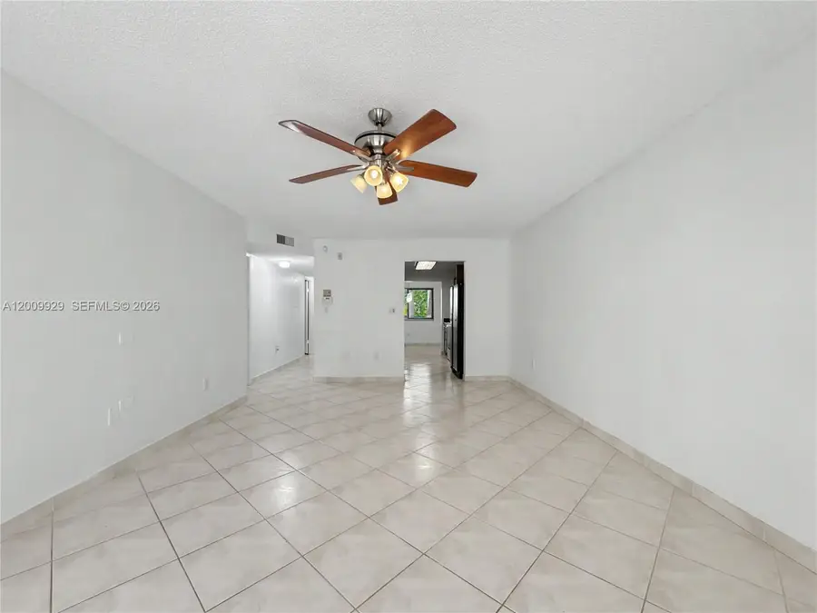 7451 NW 16th St #110, Plantation, FL 33313 - #3