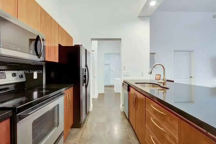 1200 Brickell Bay Dr #1404, Miami, FL 33131 - #2
