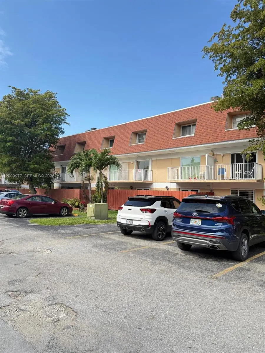 260 NW 107th Ave #204, Miami, FL 33172 - #1