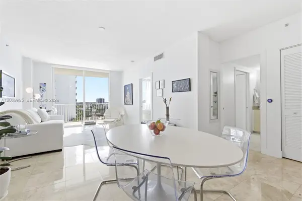 3180 Coral Way #902, Miami, FL 33145