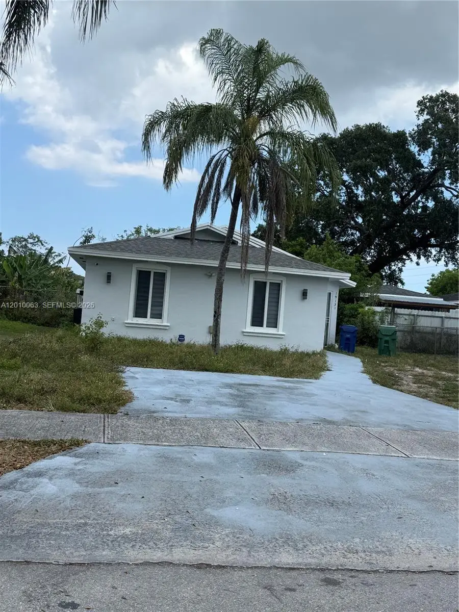 19131 NW 33rd Ct, Miami Gardens, FL 33056 - #2