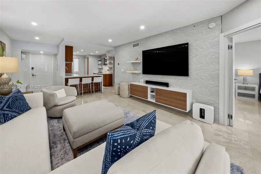 100 Meridian Ave #233, Miami Beach, FL 33139 - #3