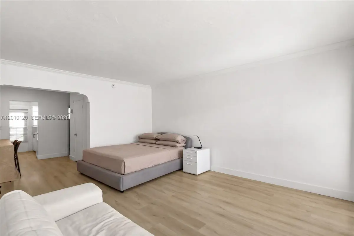 717 Espanola Way #111, Miami Beach, FL 33139 - #1