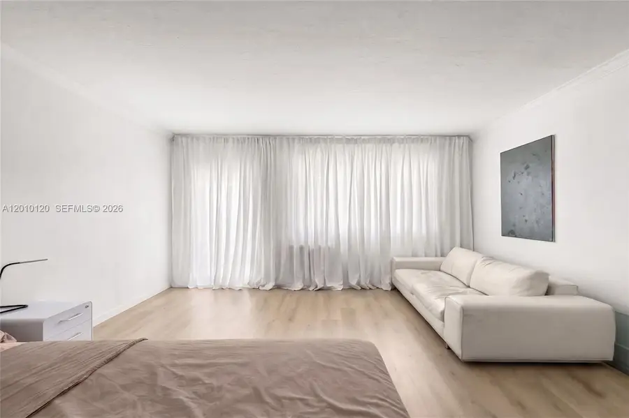717 Espanola Way #111, Miami Beach, FL 33139 - #3