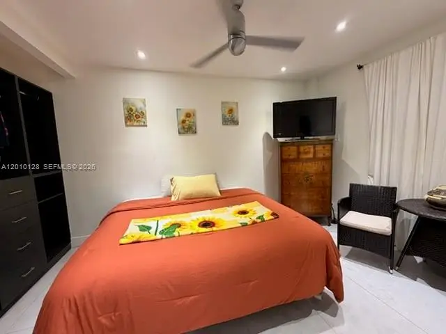 1043 NW 2nd St #3, Miami, FL 33128 - #1