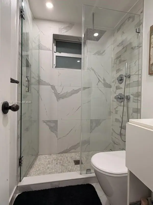 1043 NW 2nd St #3, Miami, FL 33128 - #3