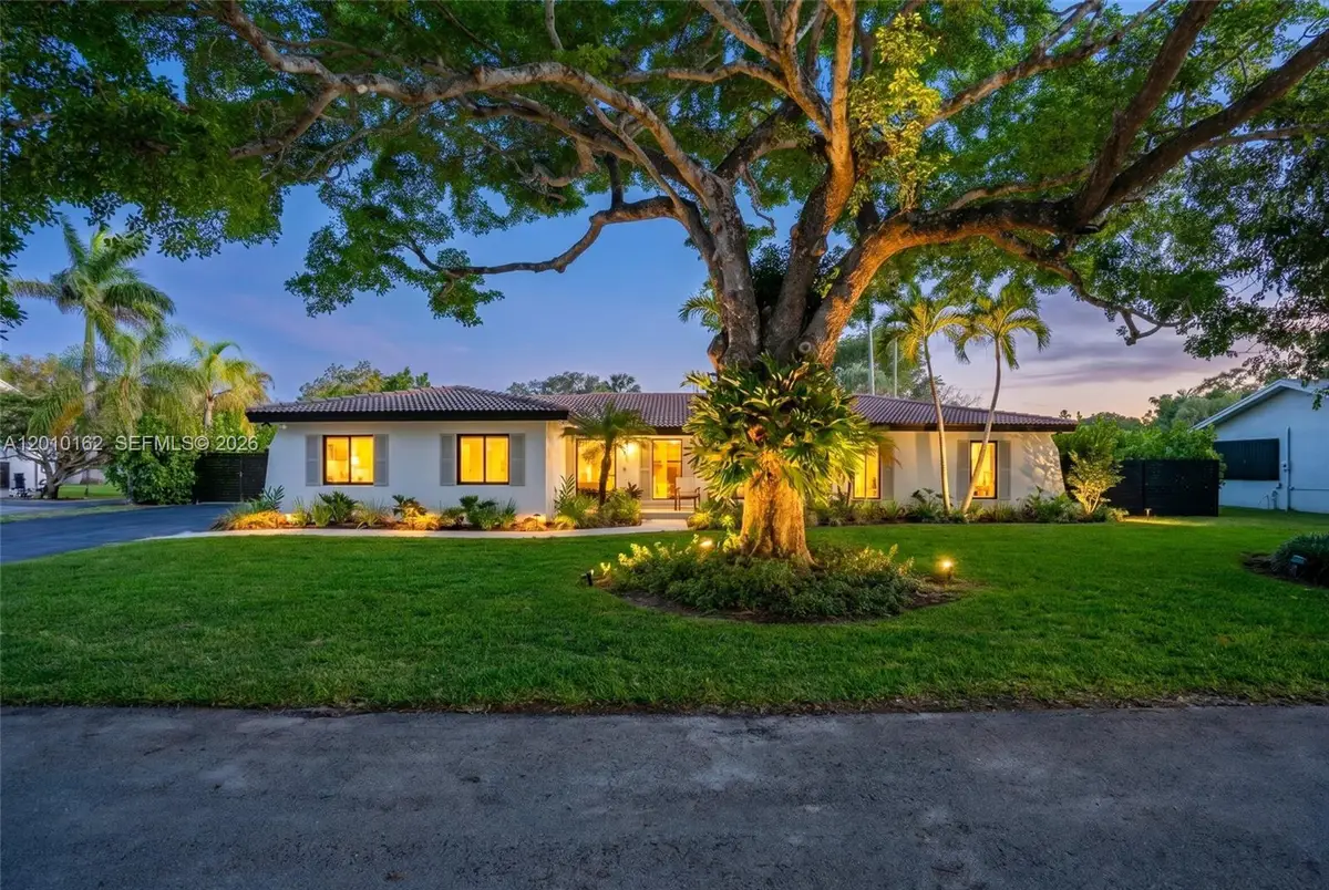 7500 SW 175th St, Palmetto Bay, FL 33157 - #1