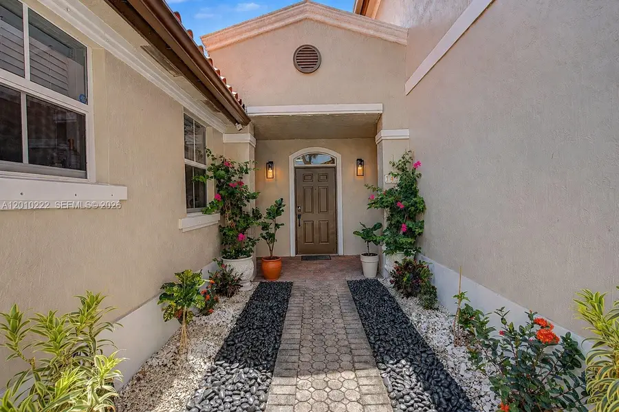 14231 NW 83rd Ave, Miami Lakes, FL 33016 - #2