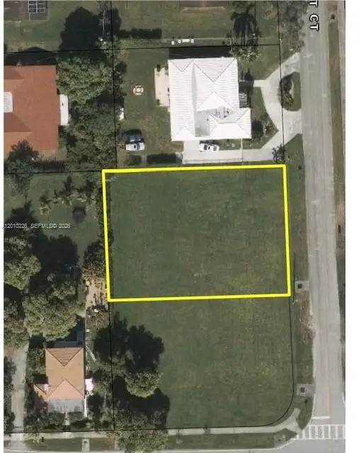 Address Withheld By Seller, Miami, FL 33167