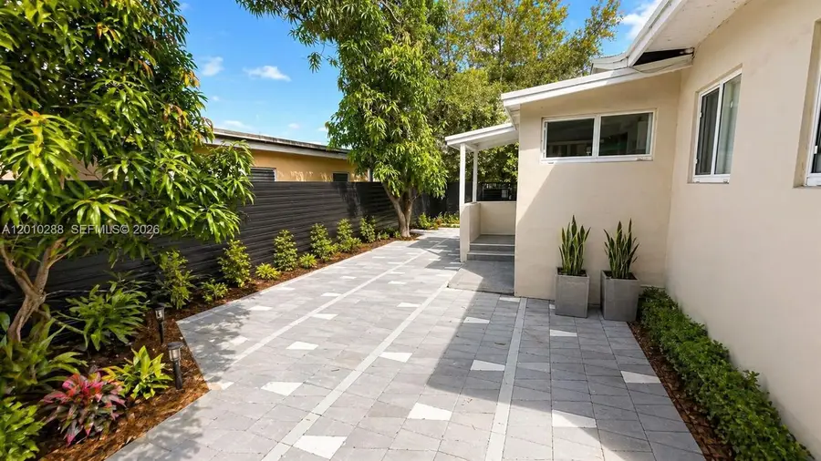 135 NW 68th St, Miami, FL 33150 - #2