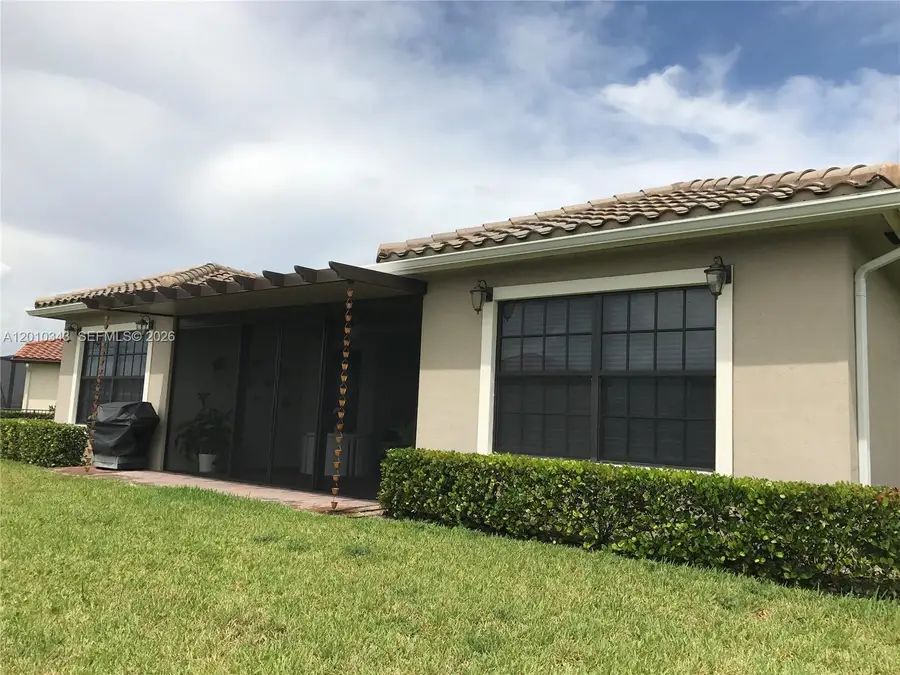 9751 Lakeview Ln, Parkland, FL 33076 - #3