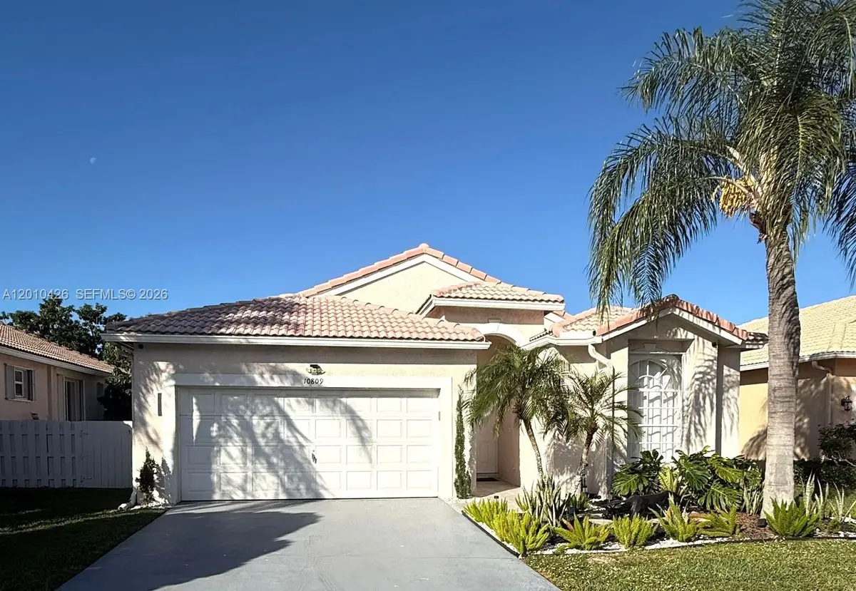 10809 Madison Dr, Boynton Beach, FL 33437 - #1