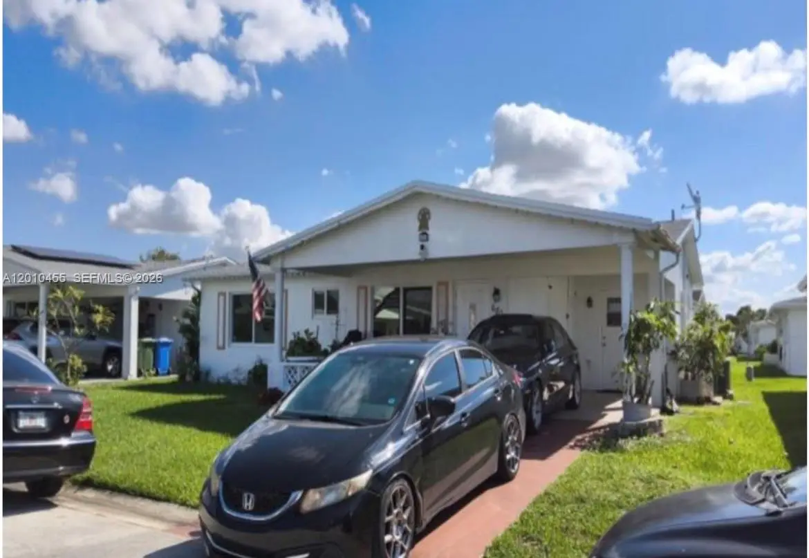 6800 NW 15th St, Margate, FL 33063 - #1