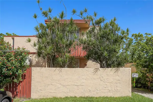 Address Withheld By Seller, Miami, FL 33177