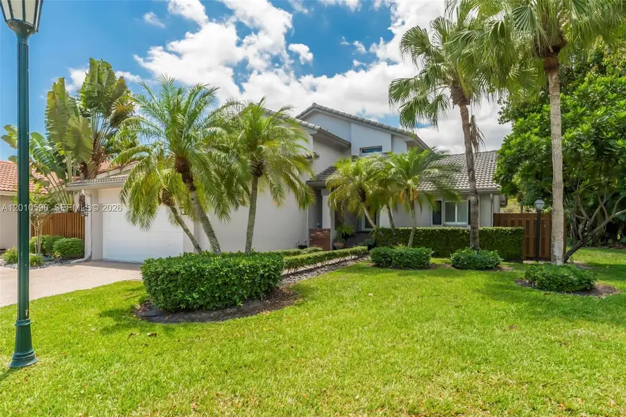 2081 Augusta, Weston, FL 33326 - #2