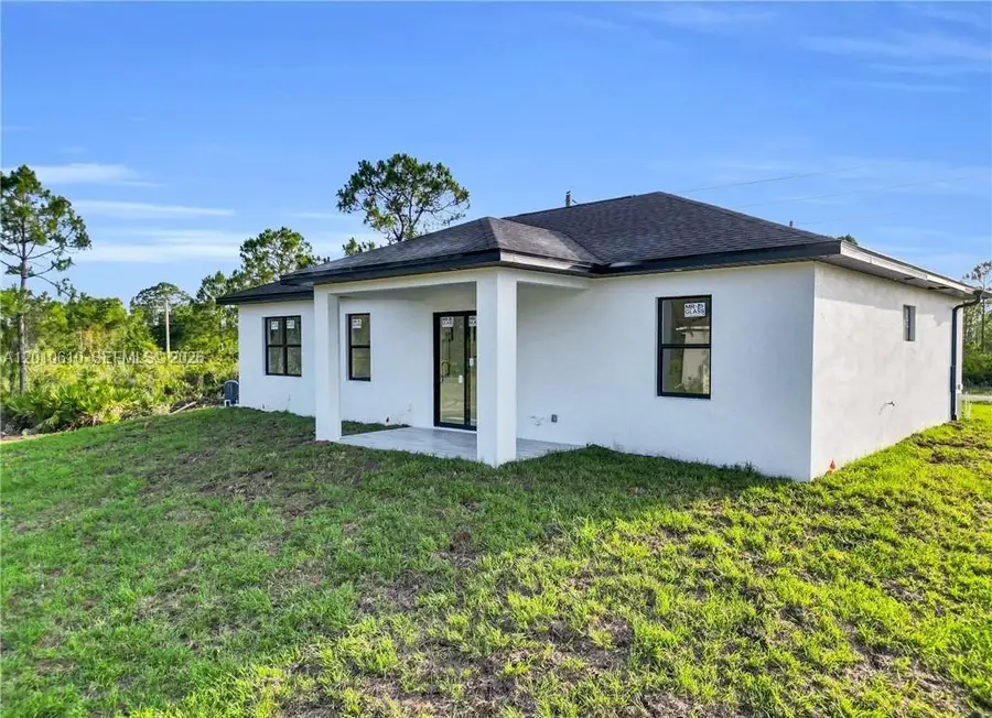 346 Ranchito Ave, Lehigh Acres, FL 33974 - #3