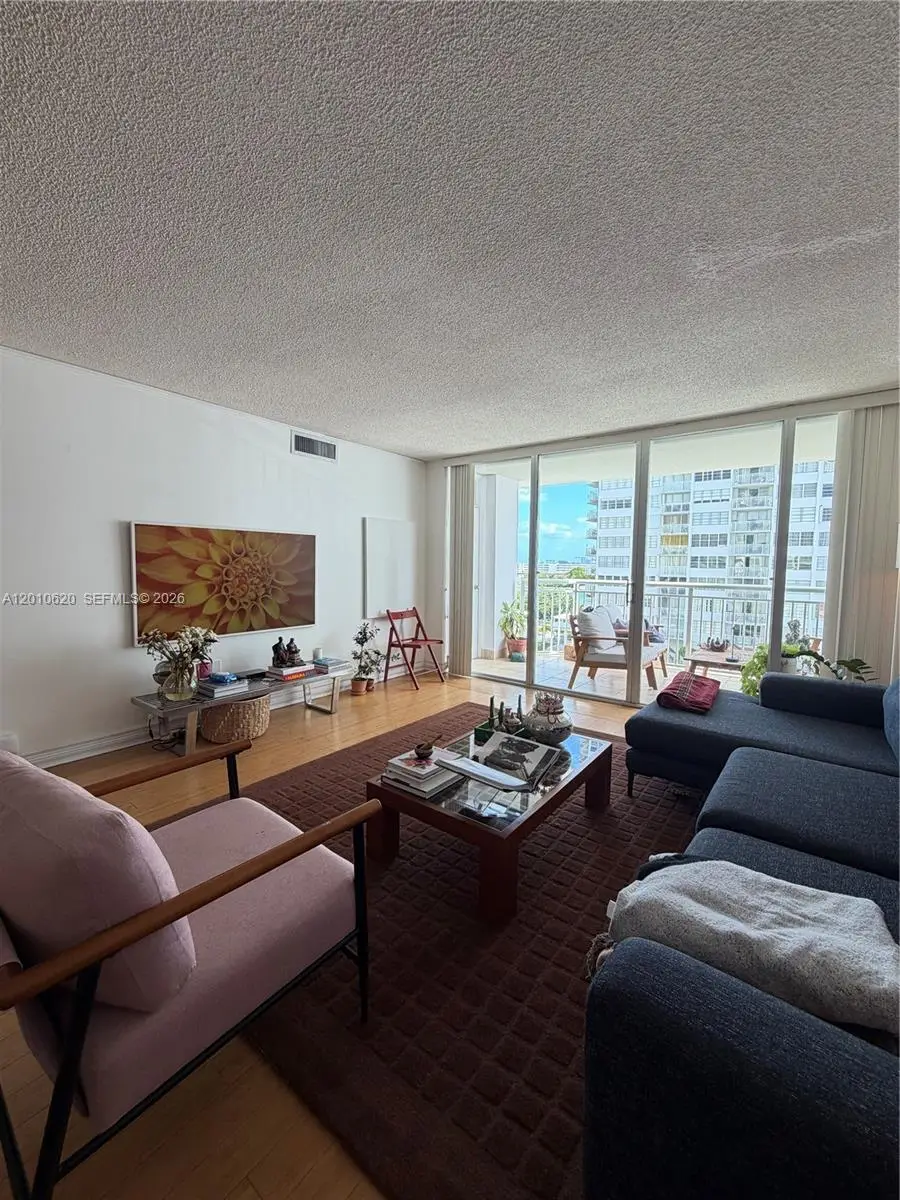 18061 Biscayne Blvd #601, Aventura, FL 33160 - #1