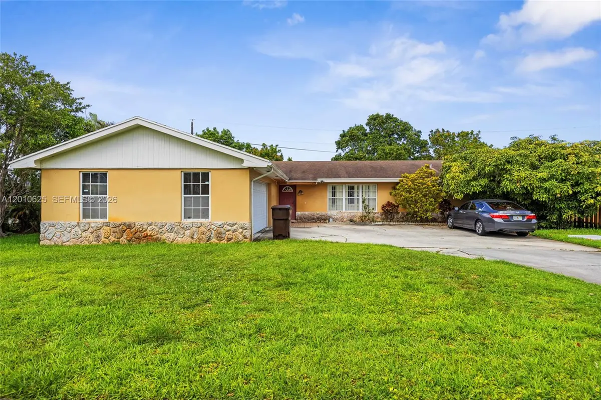 1831 Hiltonia Cir, West Palm Beach, FL 33407 - #1