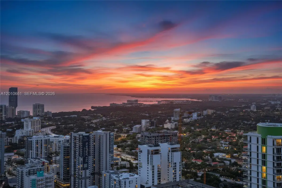 92 SW 3rd St #5202, Miami, FL 33130 - #1