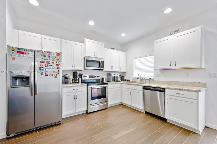 1106 NW 40th Ter, Lauderhill, FL 33313 - #2