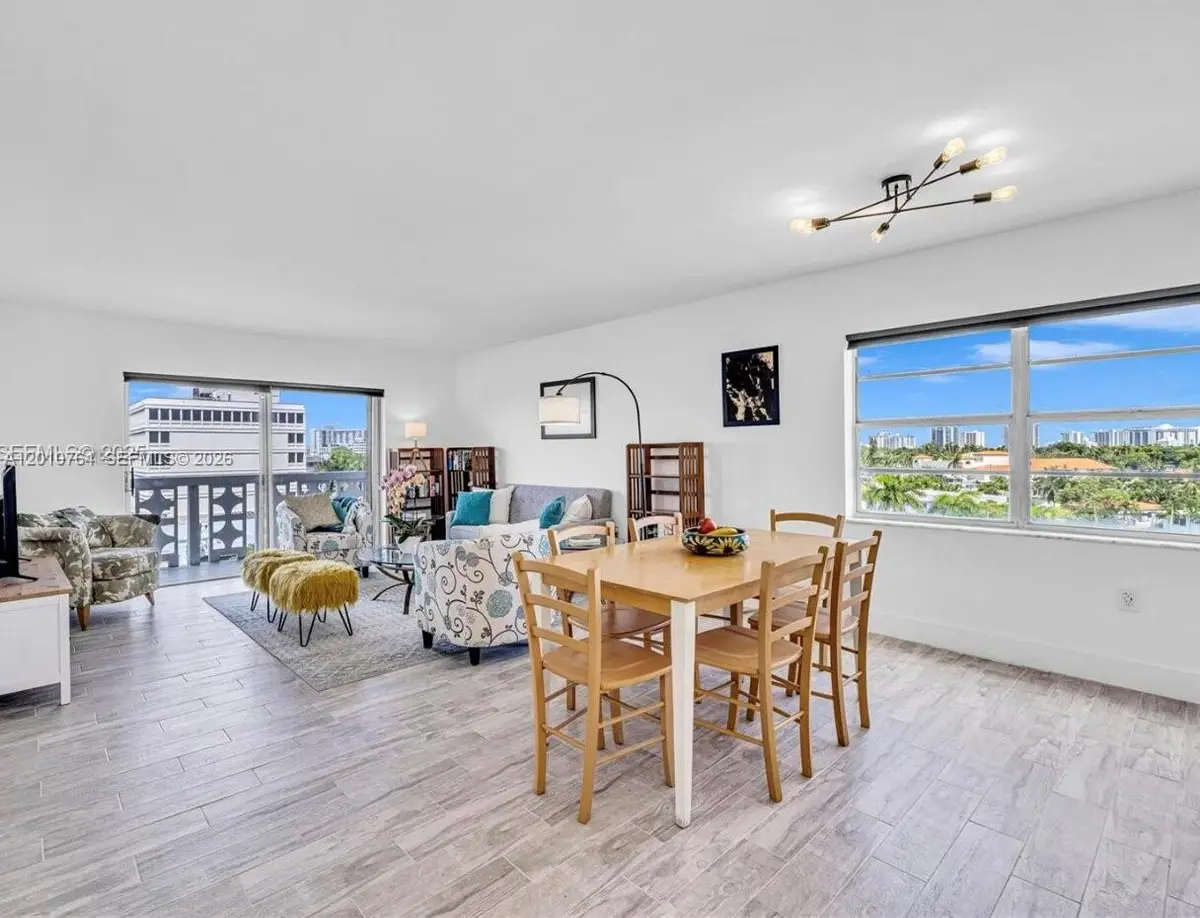 4141 Nautilus Dr #7J, Miami Beach, FL 33140 - #1