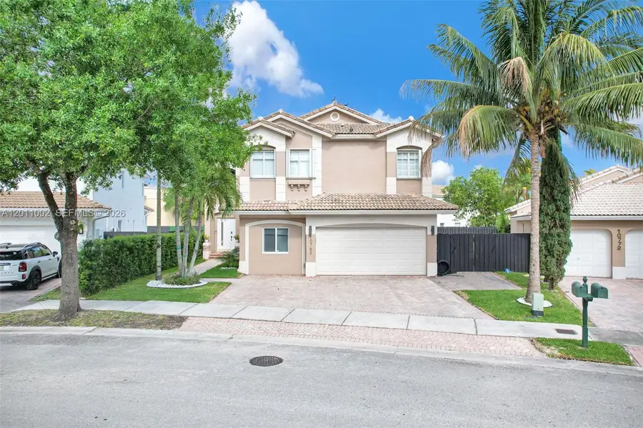 10762 NW 71st St, Doral, FL 33178 - #2