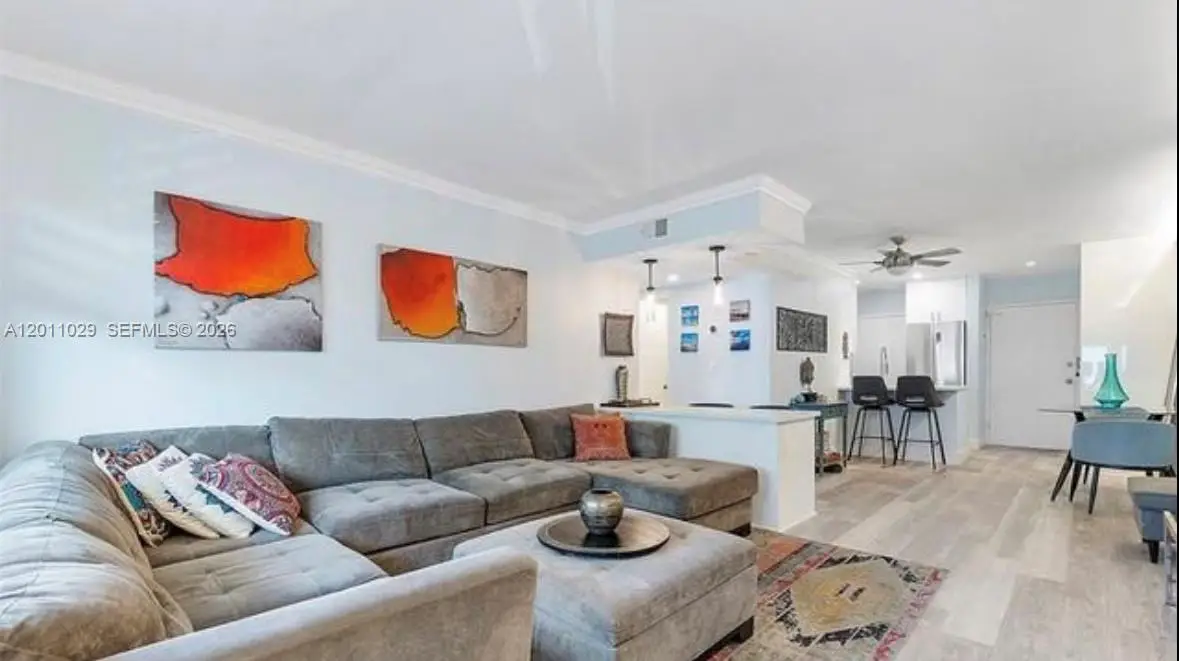 1130 11th St #4E, Miami Beach, FL 33139 - #1